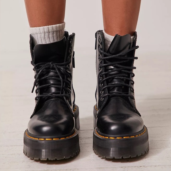 Dr. Martens Jadon Lace-Up Boots Size 8 - Picture 2 of 9